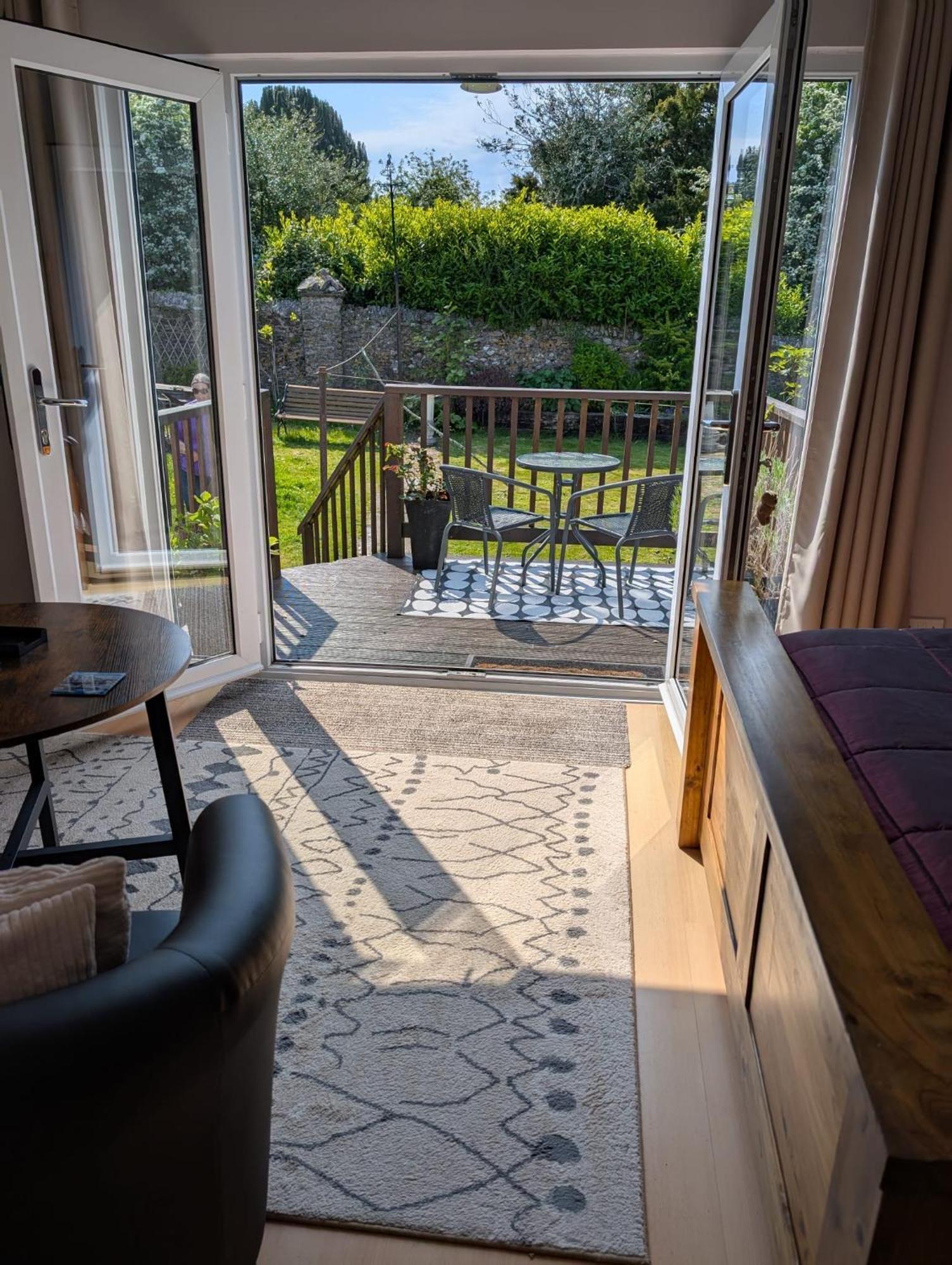 The Garden Room At Dartmouth Bagian luar foto